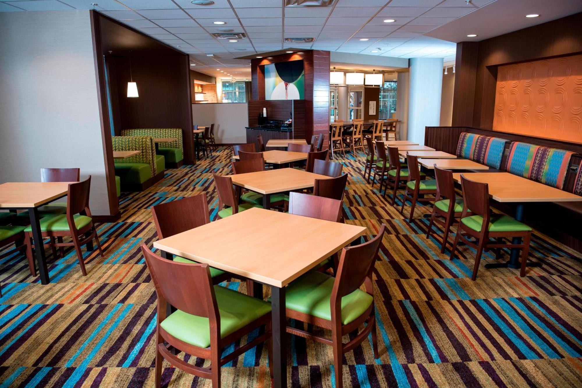 Fairfield Inn & Suites By Marriott Cincinnati Uptown/University Area Zewnętrze zdjęcie