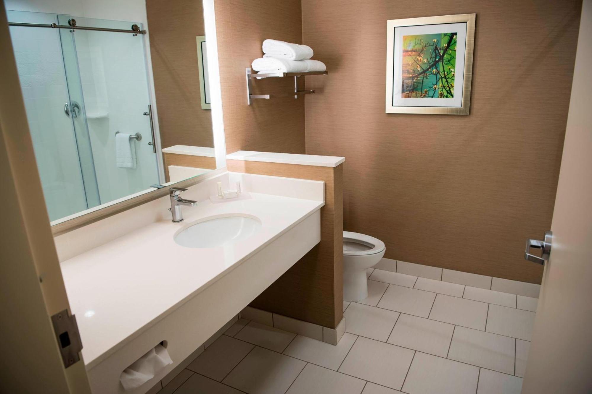 Fairfield Inn & Suites By Marriott Cincinnati Uptown/University Area Zewnętrze zdjęcie